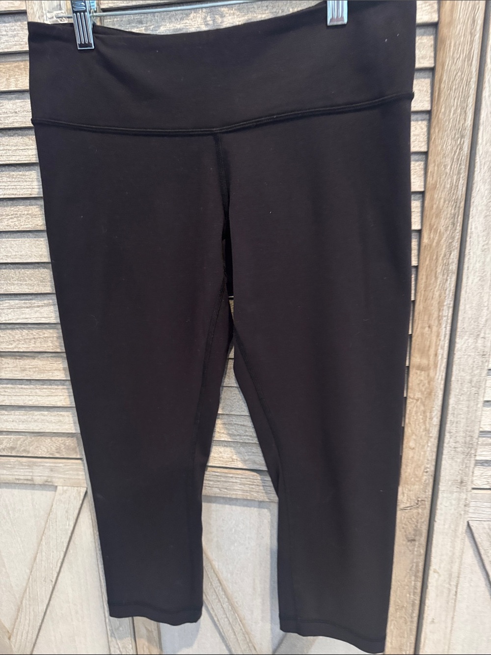 Lululemon Black Active Capri Leggings Size 8